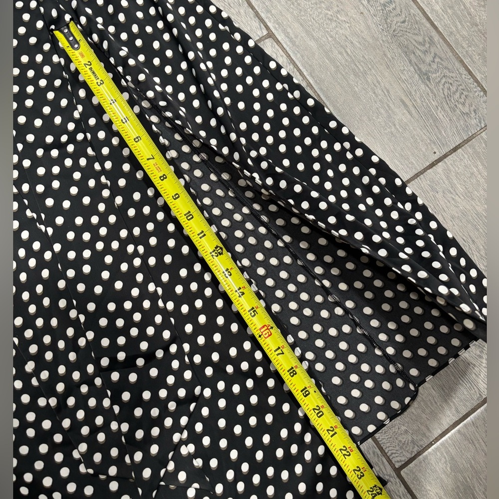 Urban Outfitters Delaney Polka Dot Plunge Dress With Slit Size Small - Picture 9 of 10